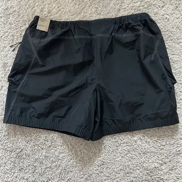 Nike Tech Storm Fit Cargo Lightweight Shorts Men's 2XL HJ2946-010 NWT $135
